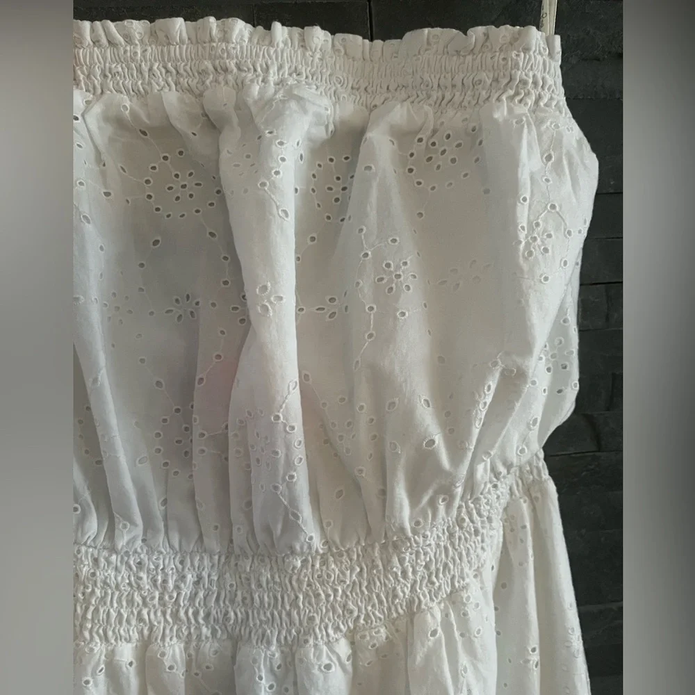 Lilly Pulitzer® Nicole Strapless Eyelet 100% Cotton Fully Lined w/Cotton dress - Picture 8 of 16